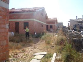 CONSTRUCCIÓN 5 VIVIENDAS.JPG